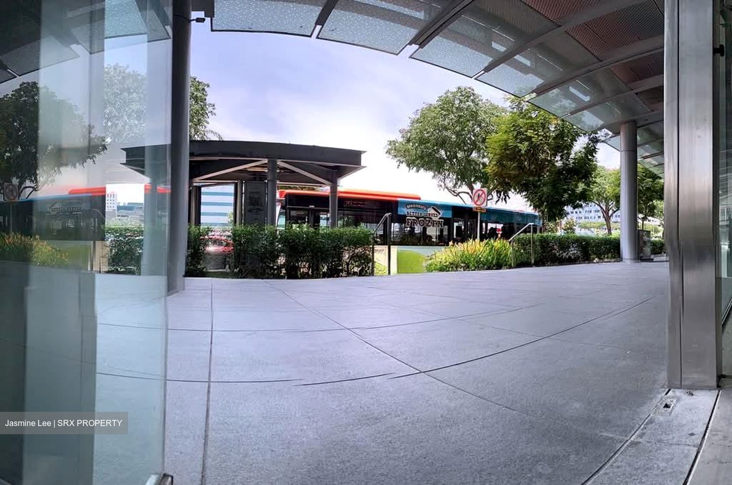 Arc 380 (D8), Retail #610986481